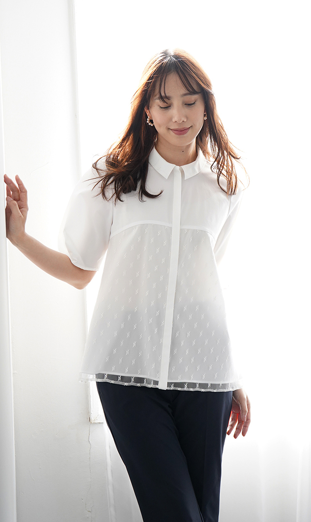 襟付きタックデザイン５分袖ブラウス白
