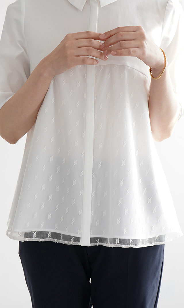 襟付きタックデザイン５分袖ブラウス白