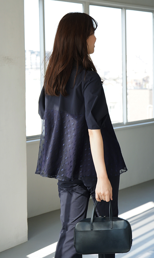 大人の上品さと美シルエット、可愛らしさのバランスが絶妙な“アリス