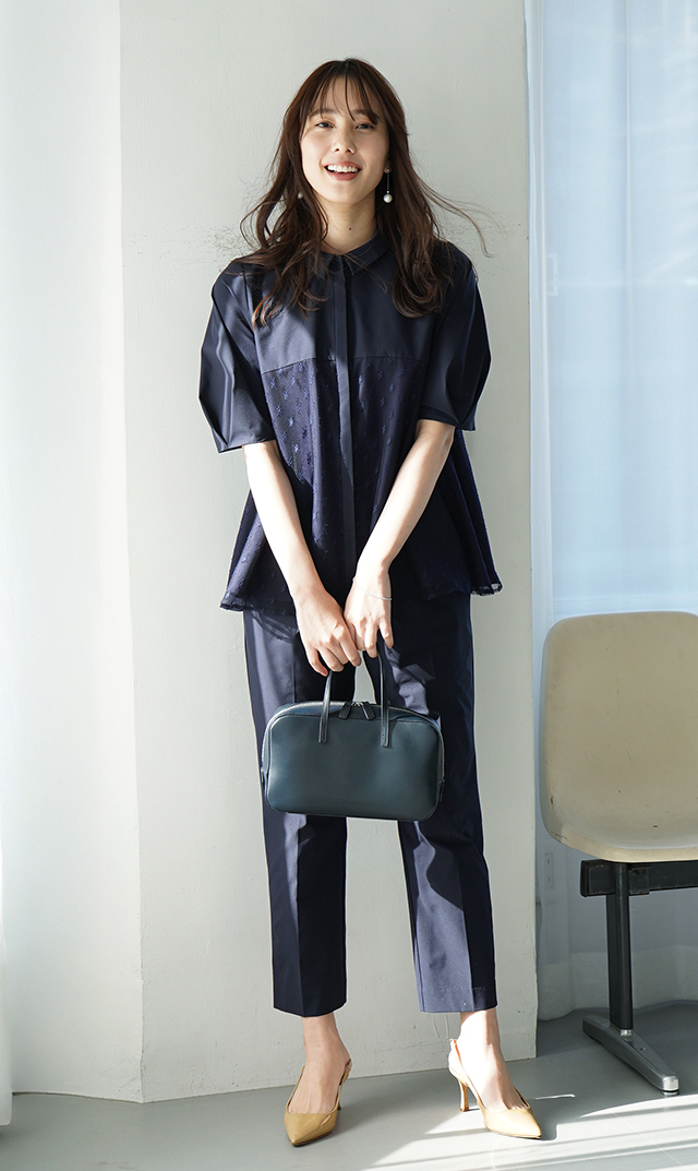 大人の上品さと美シルエット、可愛らしさのバランスが絶妙な“アリス