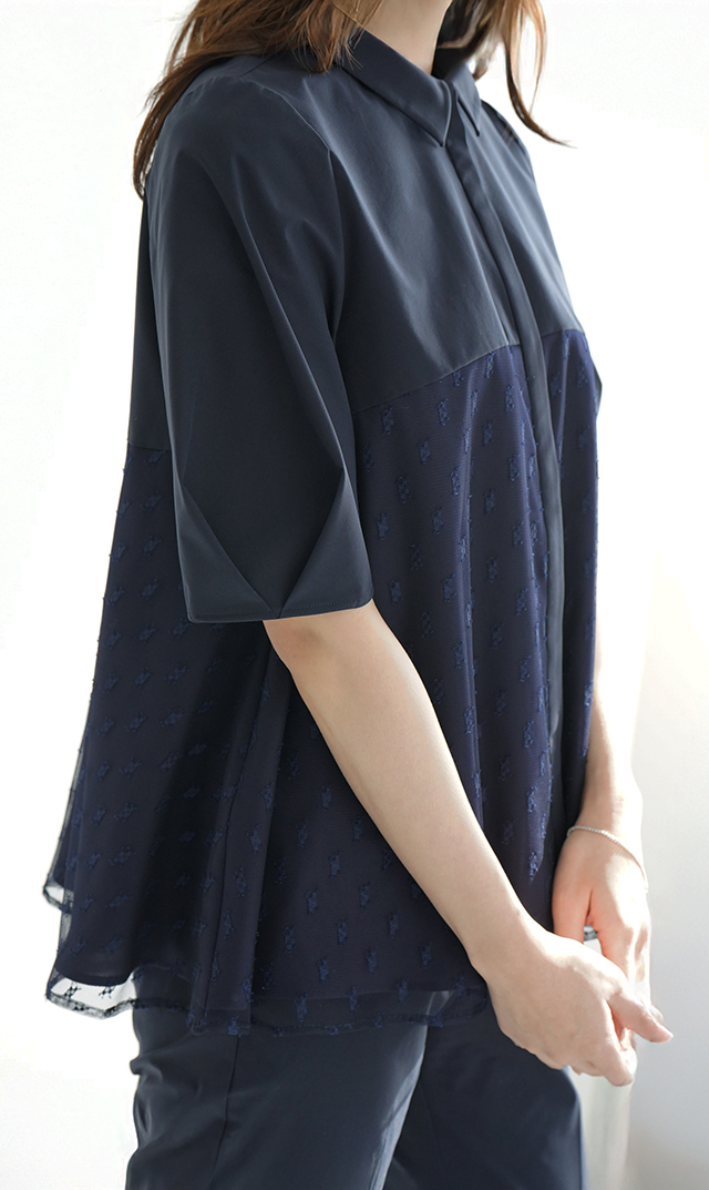 襟付きタックデザイン５分袖ブラウス紺