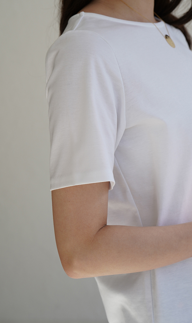 UVカット・接触冷感スローンTシャツ白