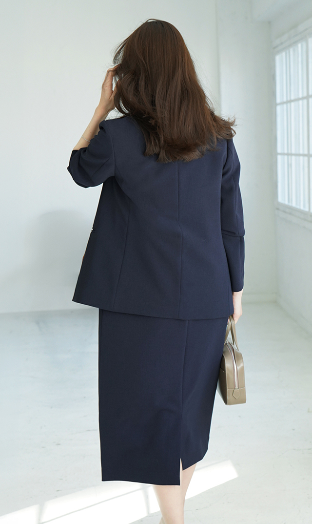 シワ防止・ストレッチ素材アヴァジャンパースカート紺