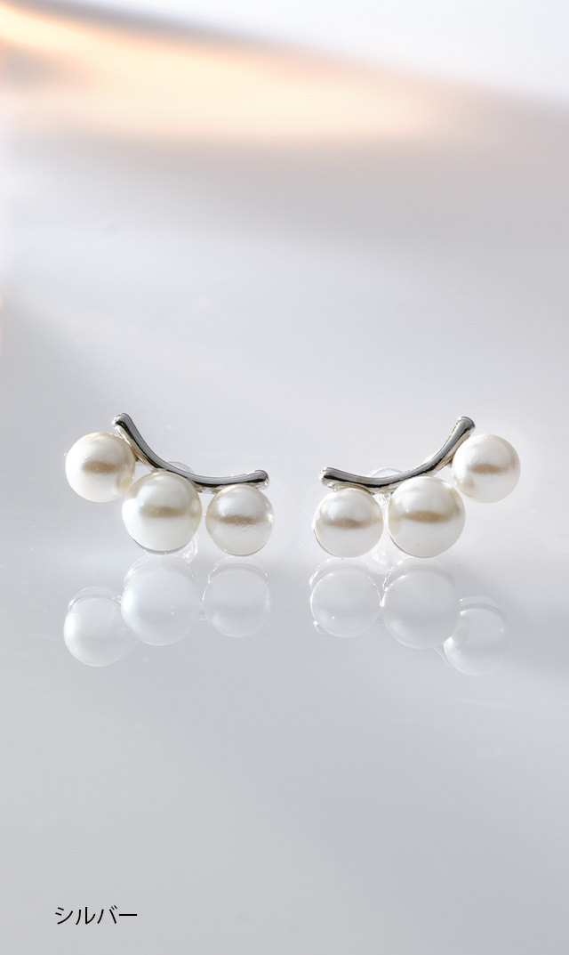 ３連パールピアスイヤリング２色展開シルバーゴールド