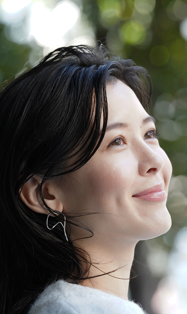 【ヴィリーナアクセサリー】オービットピアス(ゴールド/シルバー）