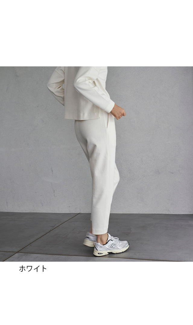 トップスとパンツのジャージセットアップ4色展開