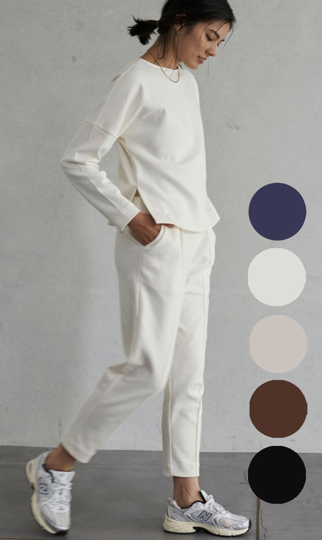 トップスとパンツのジャージセットアップ4色展開