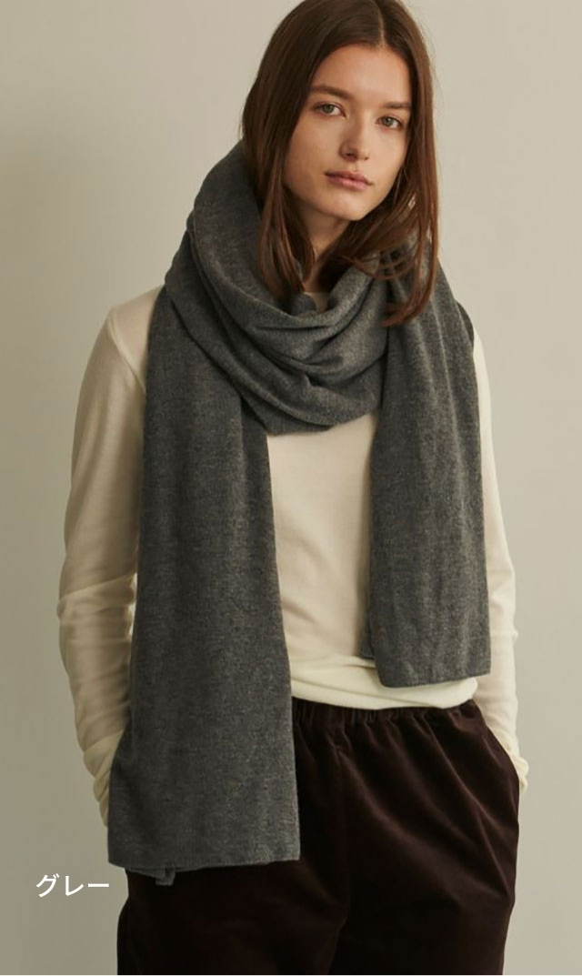 WRAY チャコール　ウールニットラップストール　大判　値下げ不可 WRAYから,デイリー使いに最適な大判のウールストール“ウールニット