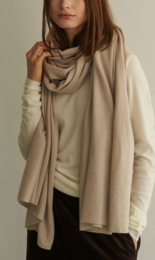 WRAYから,デイリー使いに最適な大判のウールストール“ウールニット