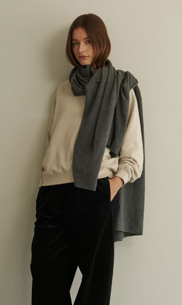 WRAYから,デイリー使いに最適な大判のウールストール“ウールニット