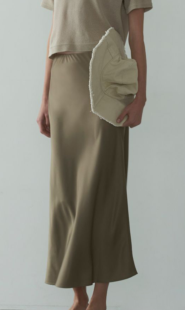 レイサテンスカート全5色