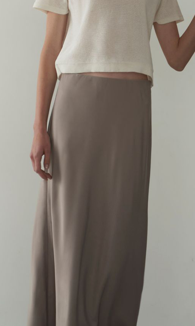 レイサテンスカート全5色