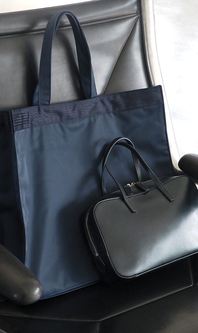 お子様のお教室通いやお受験、学校関係にピッタリのネイビートートバッグ