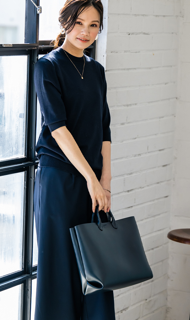 A4サイズがしっかりと入る、スタイリッシュなヤーキスクエアトートバッグ! 