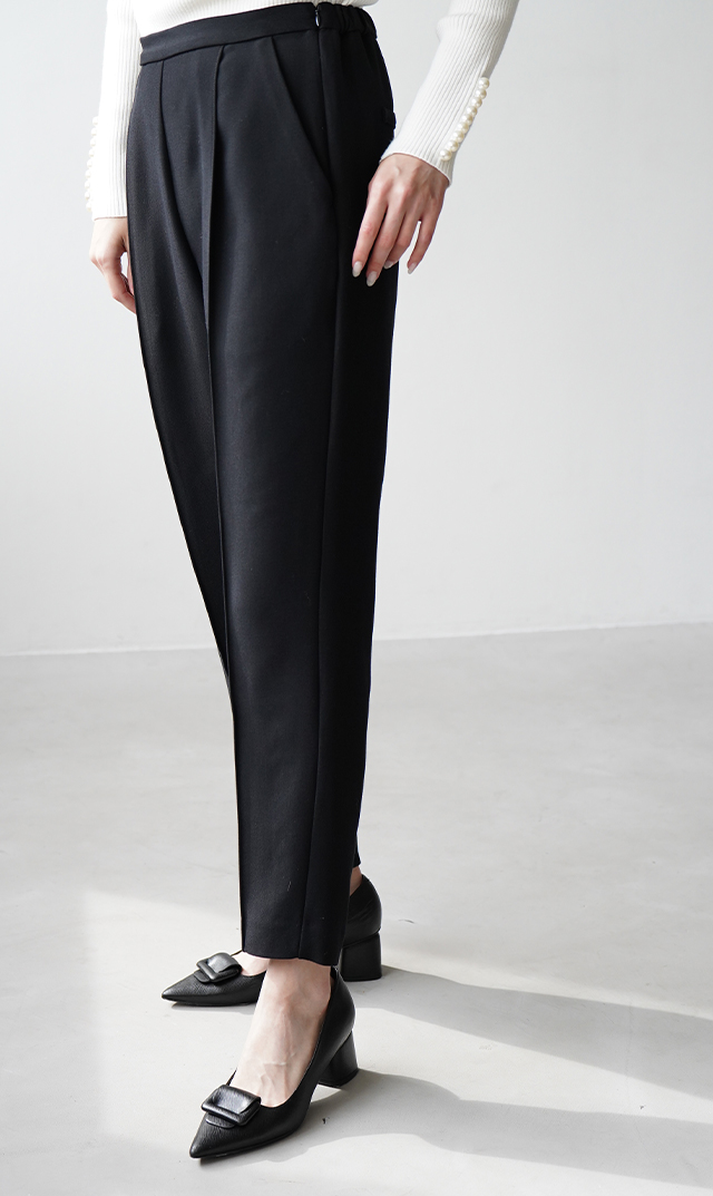 暖かな着心地ときれいなシルエットが魅力な“ミロウォームパンツ”が登場！