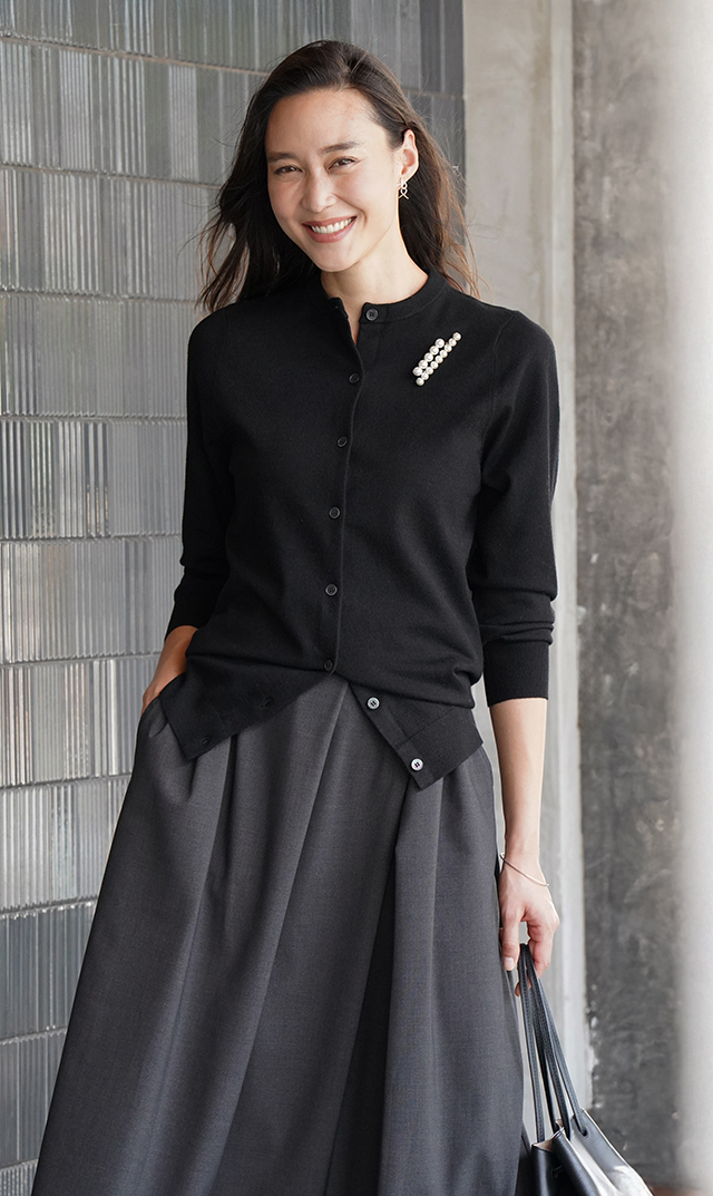【ヴィリーナ】パロマカーディガン＆スカートセット(ブラック×ダークチャコール）