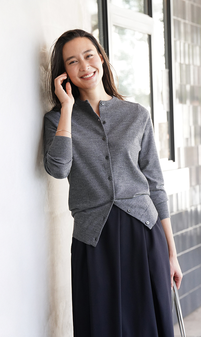 【ヴィリーナ】パロマカーディガン＆スカートセット(グレー×ネイビー）