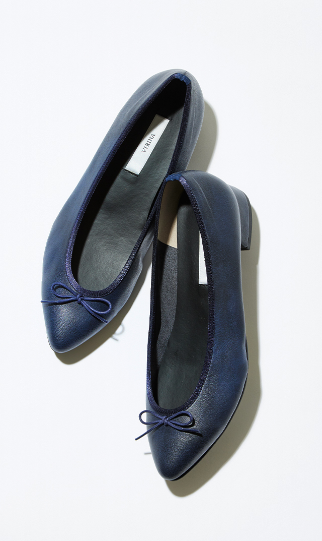 【ヴィリーナ】ヒール3.5cm/晴雨兼用ポインテッドバレエシューズ（ネイビー）