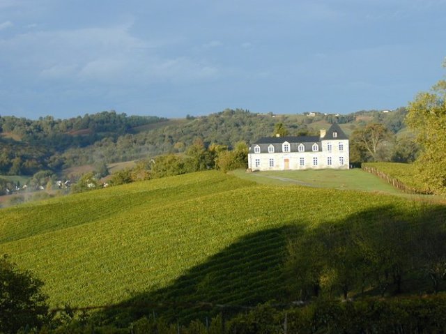 丘の上のカーヴ・ド・ガン・ジュランソン