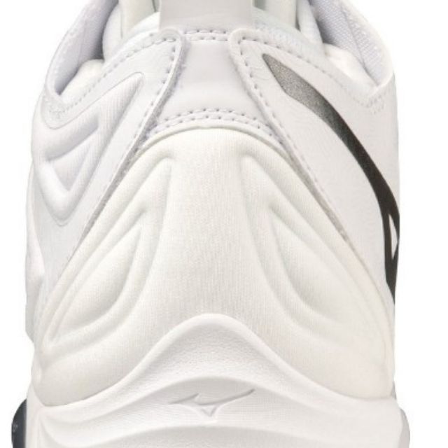 送料無料】ミズノ(mizuno) バレーボールシューズ ウエーブモーメンタム