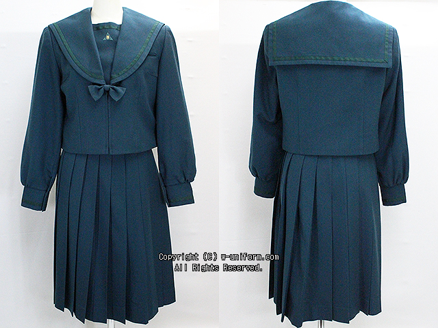 成田国際高校の制服（冬）| 中古制服販売ウイング