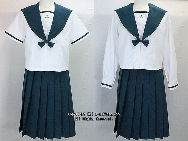 成田国際高校の制服