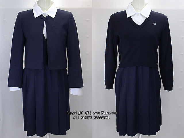 熊本信愛女学院の制服（冬）旧