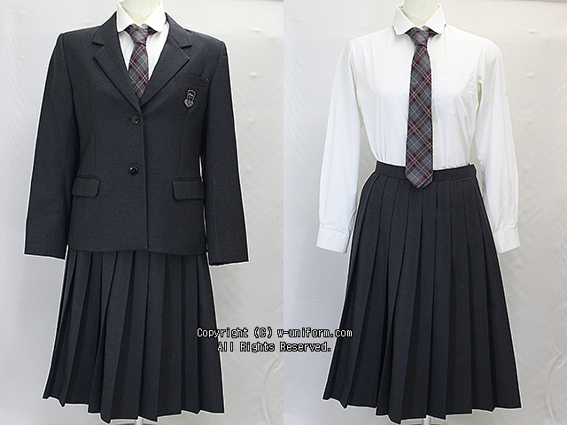星野高校・共学部の制服（冬）