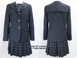 越谷東高校の制服（冬）