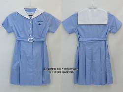 東京女学館小学校の制服（盛夏）