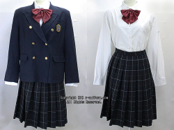 埼玉栄高校の制服（冬）