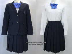 大宮開成中学の制服（冬）