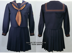 関東国際高校の制服（冬）