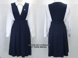 熊本信愛女学院の制服