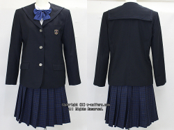 八王子市立由井中学校の制服（冬）