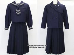 湘南白百合学園の制服（冬）