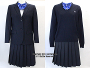 桐蔭学園高校女子部の制服