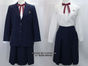 松坂市立西中学校の制服（冬）