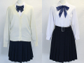 山脇学園の制服（中間）