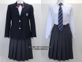 西新宿中学校の制服（冬）