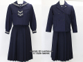 湘南白百合学園の制服（冬）