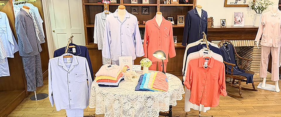 スムース無地 花パイピング★ 三峰 WIND ウインド　パジャマ　ルームウェアM 楽天市場】三峰 パジャマ windの通販