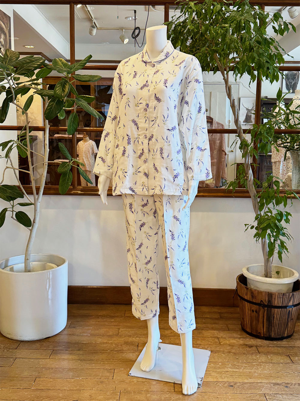 【Ladies】トリプルガーゼ　ラベンダー柄(LLあります)