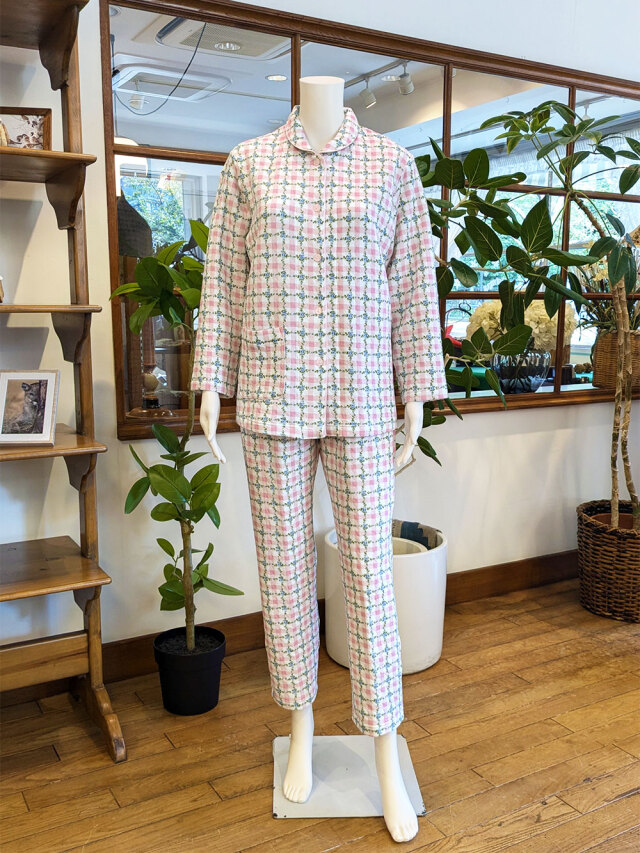 ソフトキルト フラワークロス柄