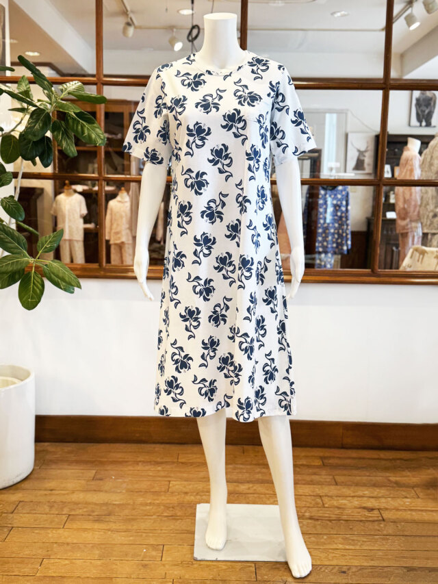 【Ladies】天竺ハイビスカス柄ワンピース