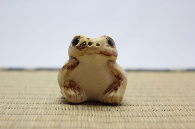 ガマガエル稀少大珍品レア手練り細密造形美術旧家蔵出全長約４０センチ陶磁器製時代品 ガマガエル稀少大珍品レア手練り細密造形美術旧家蔵出全長約40センチ