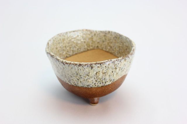 鉄砂三足,4号,信楽焼,植木鉢,盆栽鉢