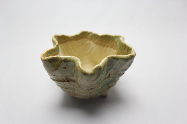 万作薄緑花形,4号,信楽焼,植木鉢,盆栽鉢