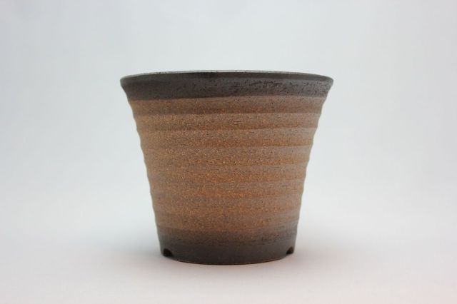 黒吹,ソリ型エビネ鉢,4号,萬古焼,植木鉢