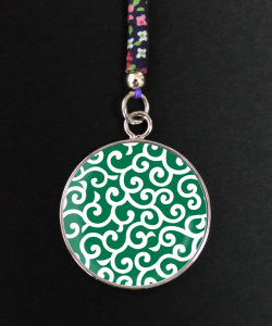 和柄ストラップ・キーホルダー「唐草」